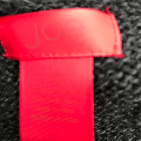 Joe Buttoned Cardigan 💥3/$25💥 - Picture 4 of 4